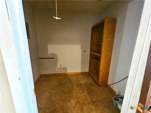 $318,900 | 1648 Eastwood Drive, Seguin, TX 78155