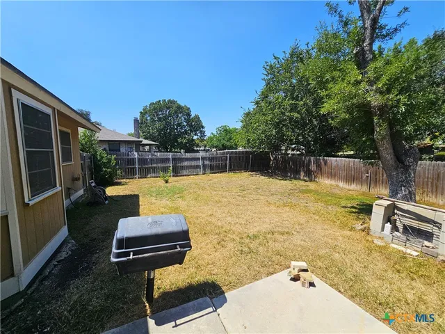 $318,900 | 1648 Eastwood Drive, Seguin, TX 78155