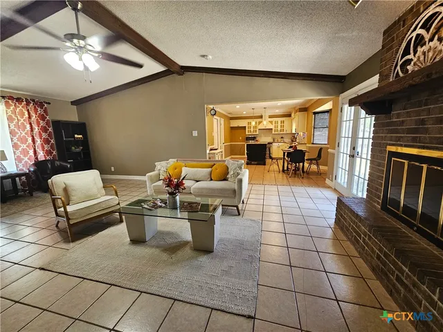 $318,900 | 1648 Eastwood Drive, Seguin, TX 78155