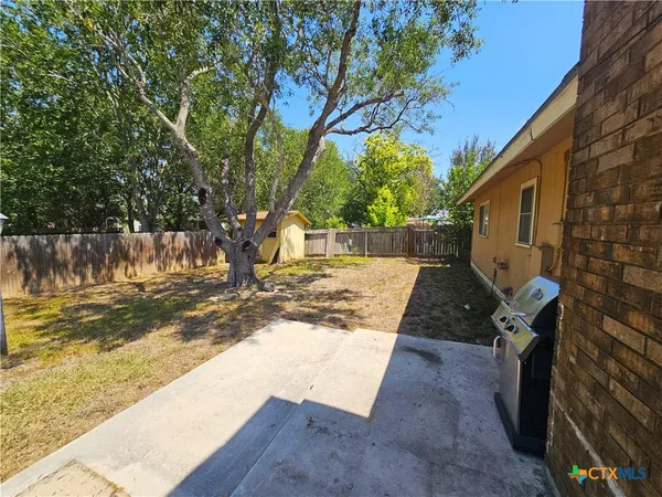 $299,900 | 1648 Eastwood Drive, Seguin, TX 78155