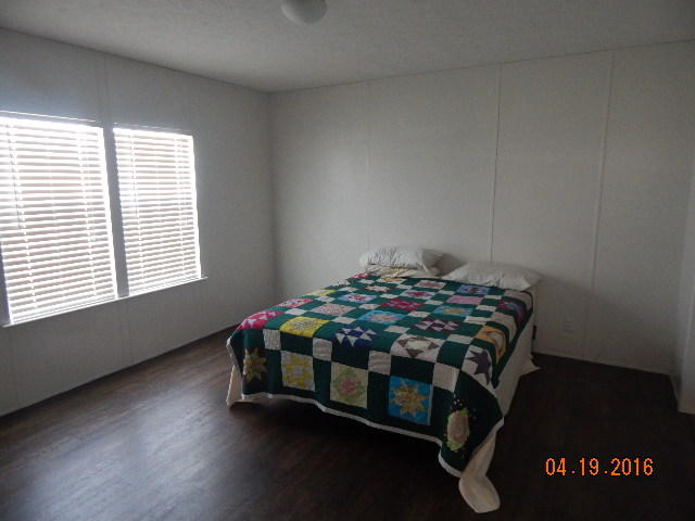 572 Farm Loop Road New Market, TN 37820 - Photo 2 of 10 002