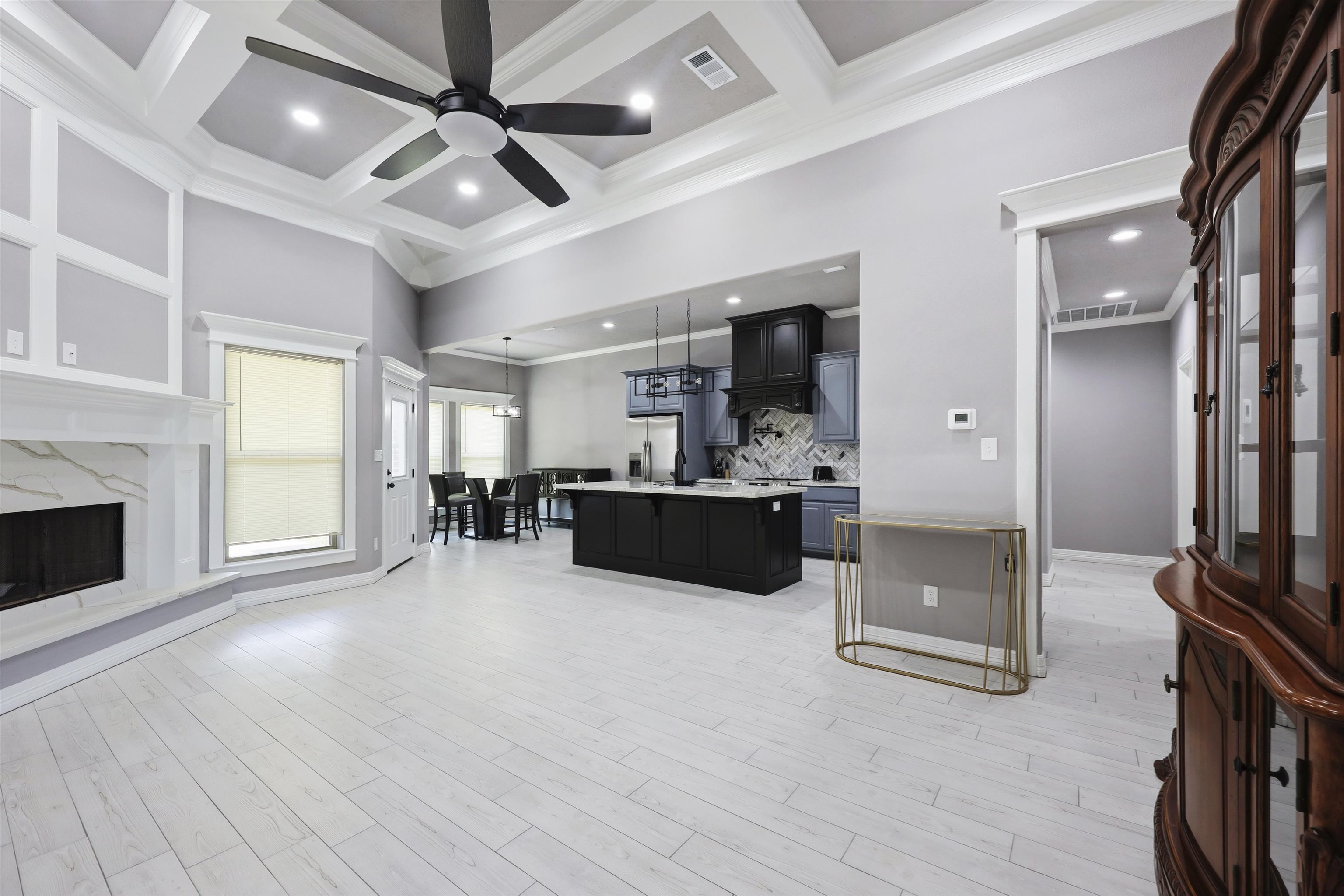 145 Moore Road Beaumont, TX 77713 - Photo 6 of 33