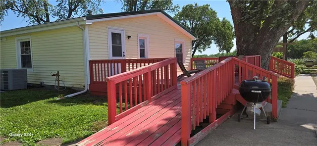 $799,999 | 24770 Earnest Road, Lane, KS 66042