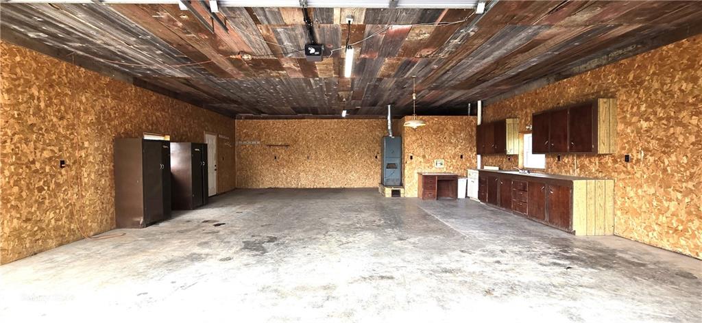 24770 Earnest Road Lane, KS 66042 - Photo 13 of 57