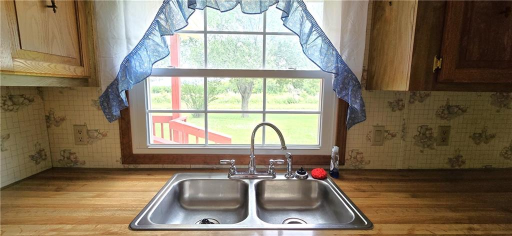 24770 Earnest Road Lane, KS 66042 - Photo 22 of 57