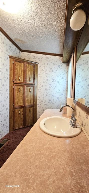 24770 Earnest Road Lane, KS 66042 - Photo 32 of 57