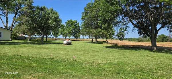 $799,999 | 24770 Earnest Road, Lane, KS 66042