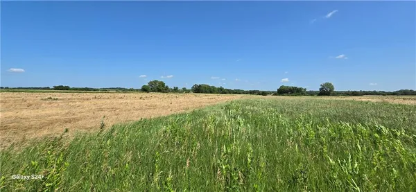 $799,999 | 24770 Earnest Road, Lane, KS 66042