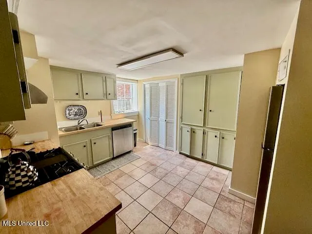 $255,000 | 129 South Commerce Street, Natchez, MS 39120