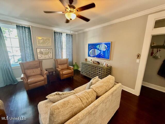 129 South Commerce Street Natchez, MS 39120 - Photo 2 of 34 IMG_9018