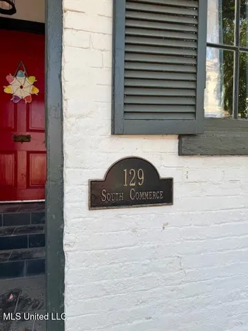 $255,000 | 129 South Commerce Street, Natchez, MS 39120