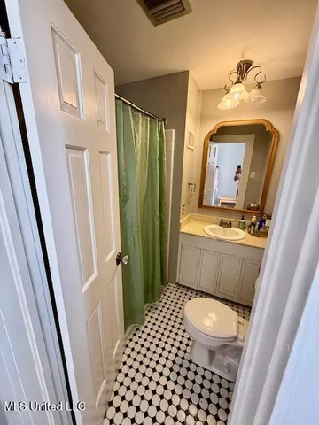 $255,000 | 129 South Commerce Street, Natchez, MS 39120