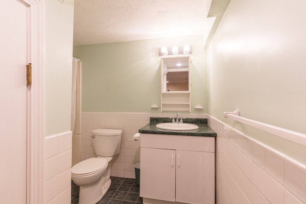 278 Maple Street Middleton, MA 01949 - Photo 16 of 26 Gallery Image 16