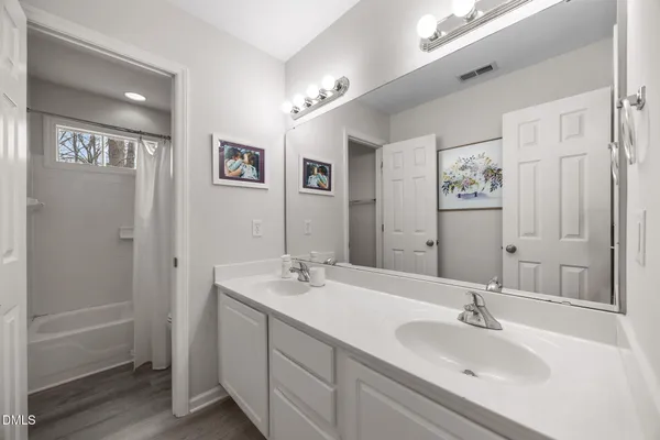 $525,000 | 202 Oakmont Court, Mebane, NC 27302