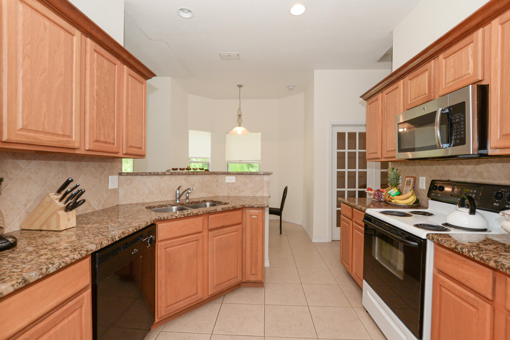 315 Kaye Street Fort Pierce, FL 34947 - Photo 28 of 38 LR-5938