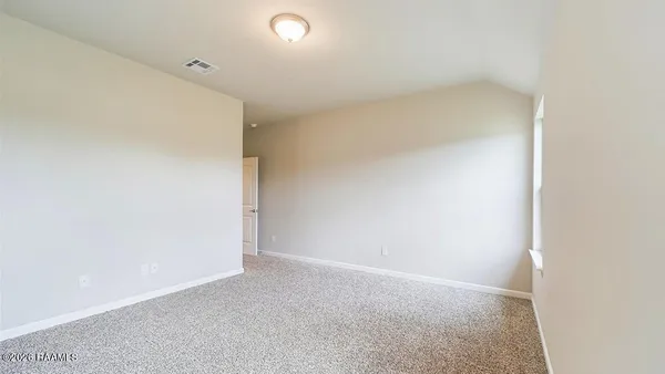 $214,500 | 157 Cottage Cove Drive, Maurice, LA 70555