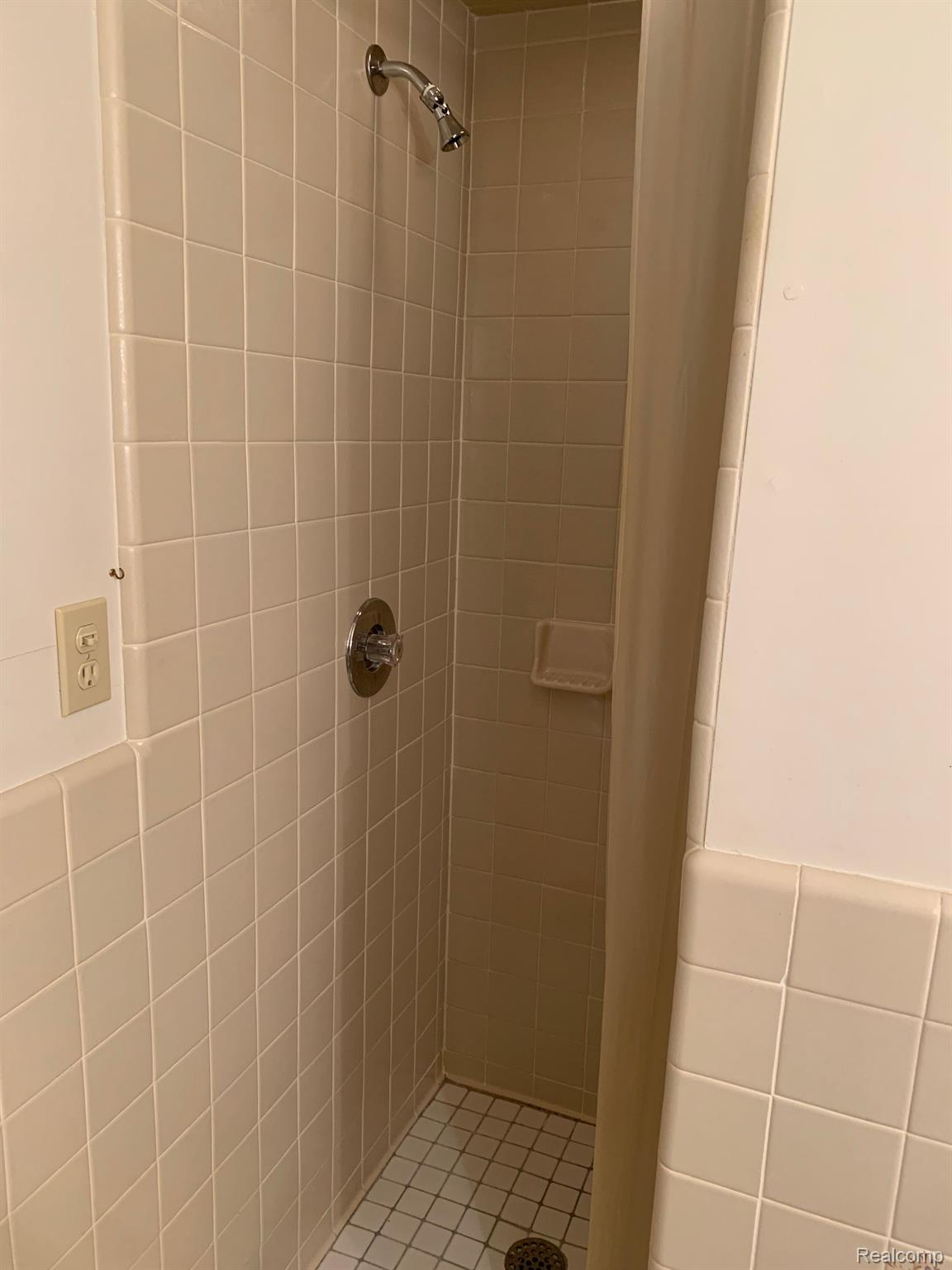 8175 Vassar Road Millington, MI 48746 - Photo 8 of 25 Gallery Image 8