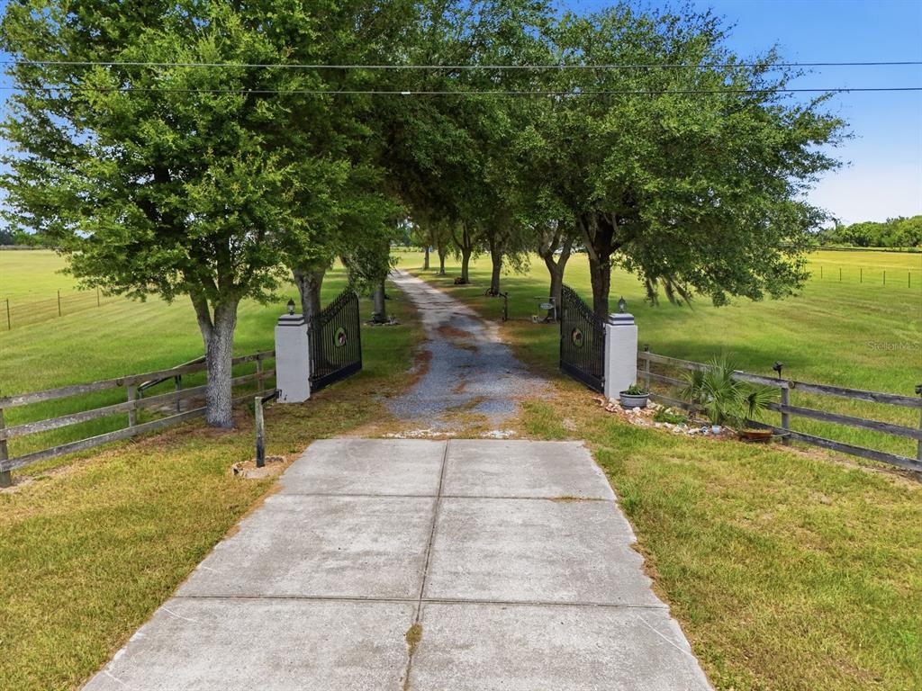 11748 Northeast Jacksonville Road Anthony, FL 32617 - Photo 2 of 50