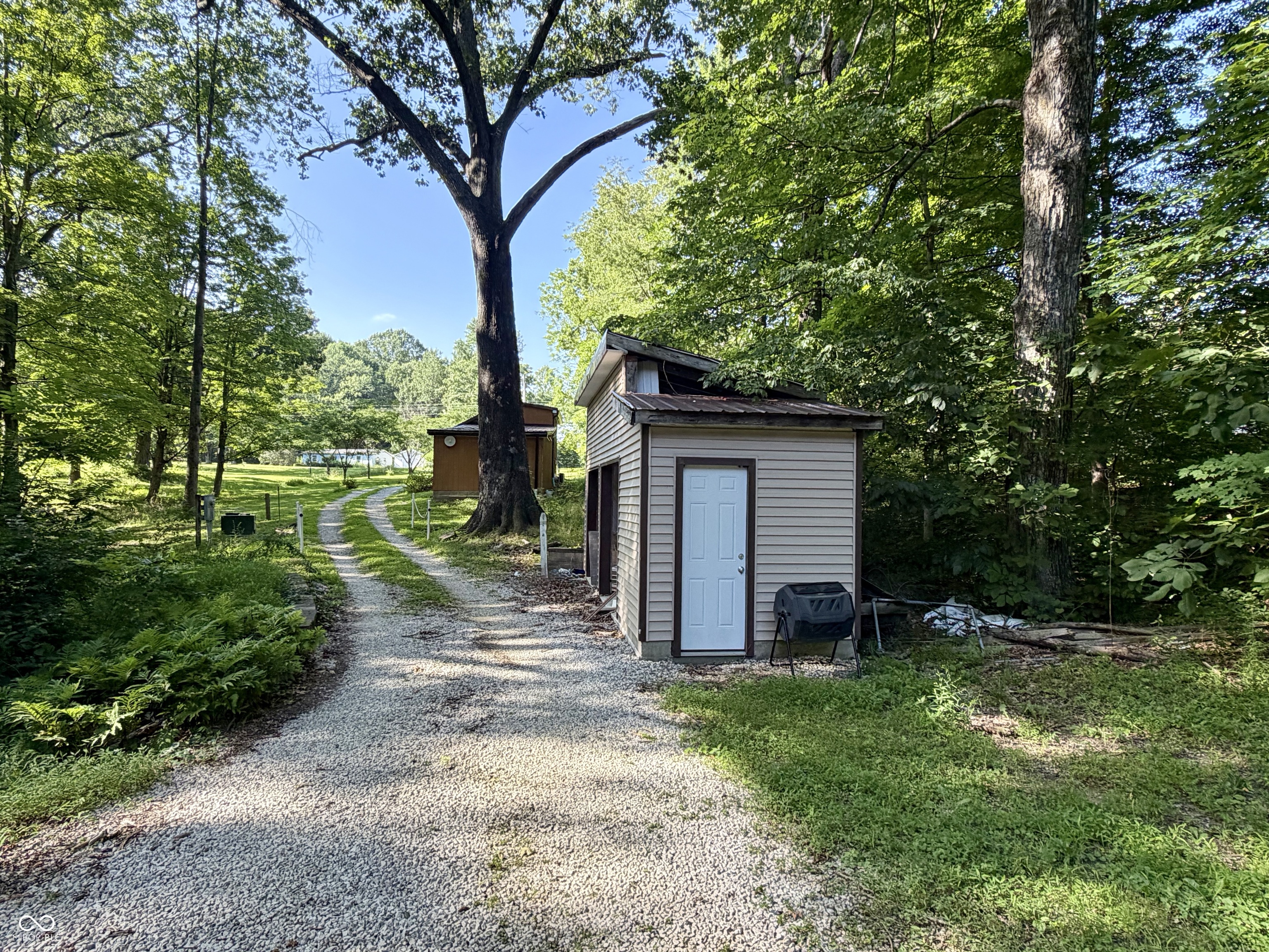 5820 East Robinson Road Bloomington, IN 47408 - Photo 10 of 70