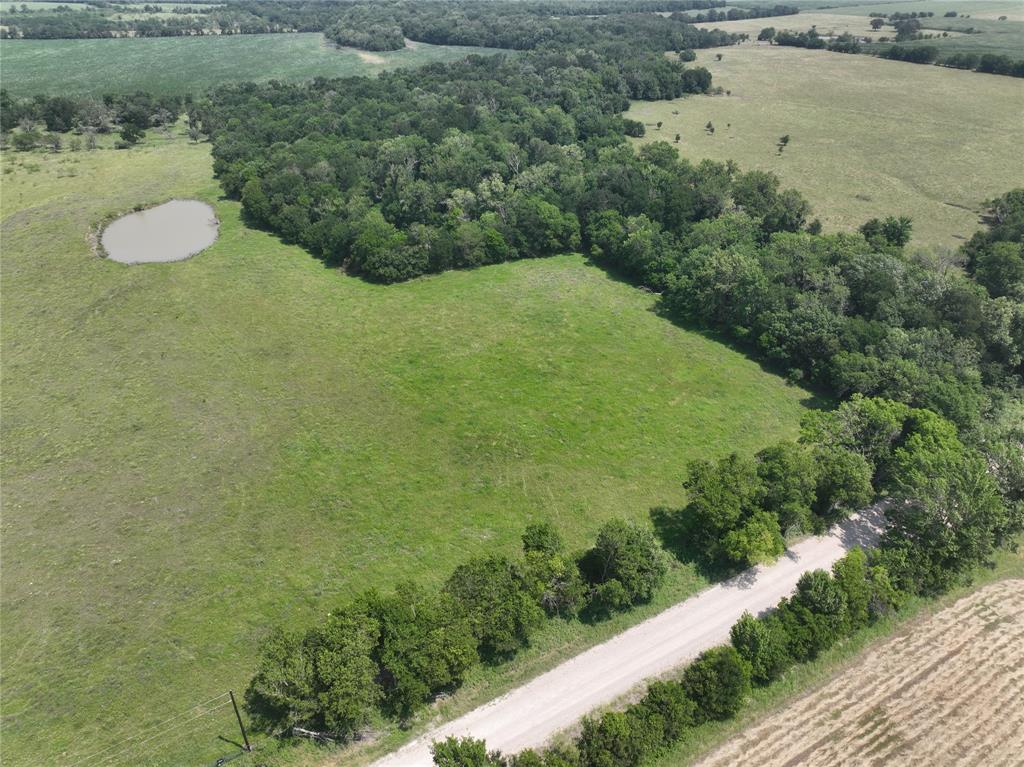 199 Cr 152 Riesel, TX 76682 - Photo 15 of 16 a view of a lake with a mountain
