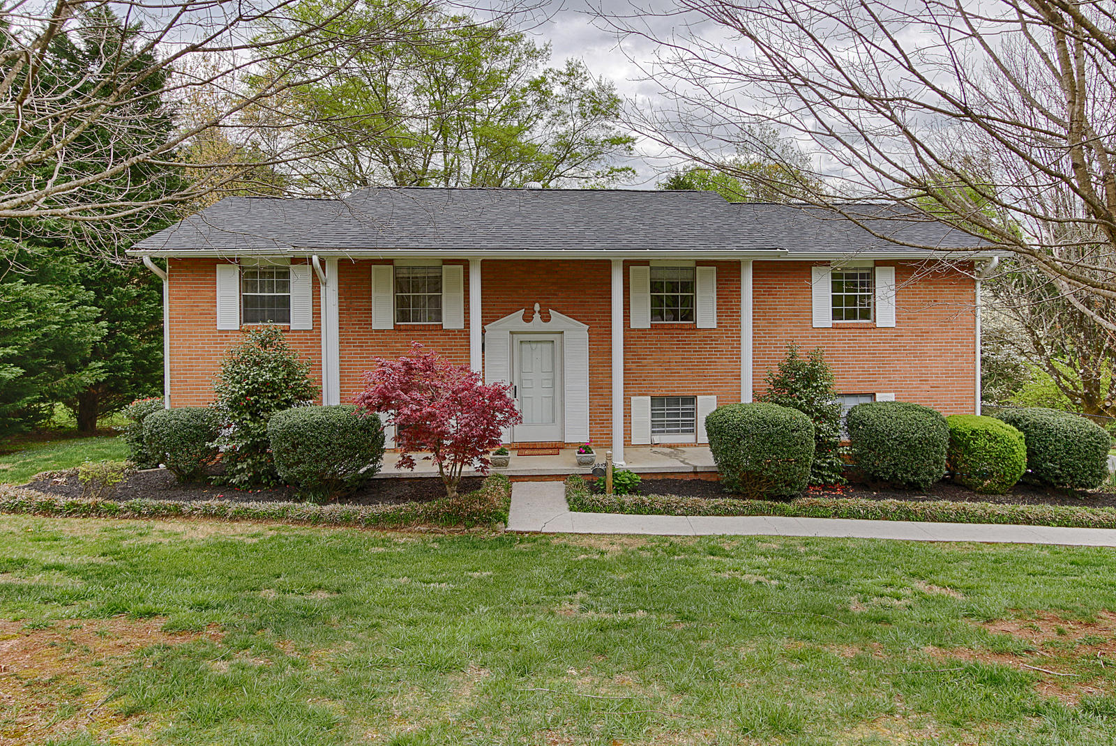 12313 West Kingsgate Road Knoxville, TN 37934 - Photo 1 of 19 12313 W. Kingsgate Road