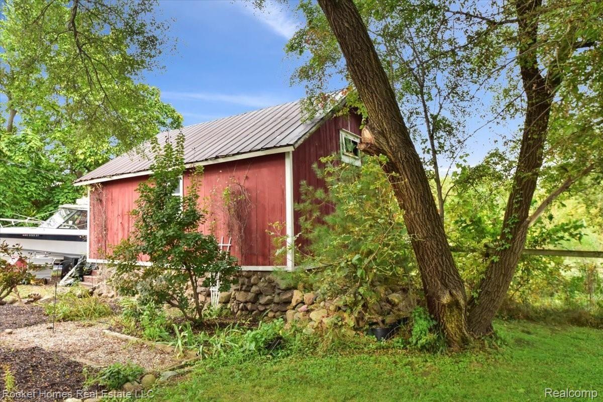 2910 Notten Road Grass Lake, MI 49240 - Photo 46 of 49 45-Rear View.jpg