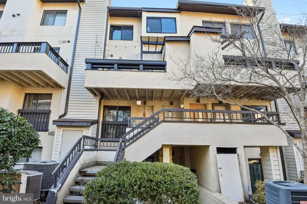 $2,200 | 9717 Hellingly Place, Unit 48, Gaithersburg, MD 20886