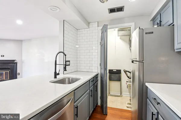 $2,200 | 9717 Hellingly Place, Unit 48, Gaithersburg, MD 20886