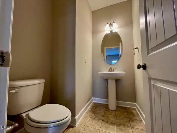 $1,950 | 216 East Webber Lane, Clayton, NC 27527