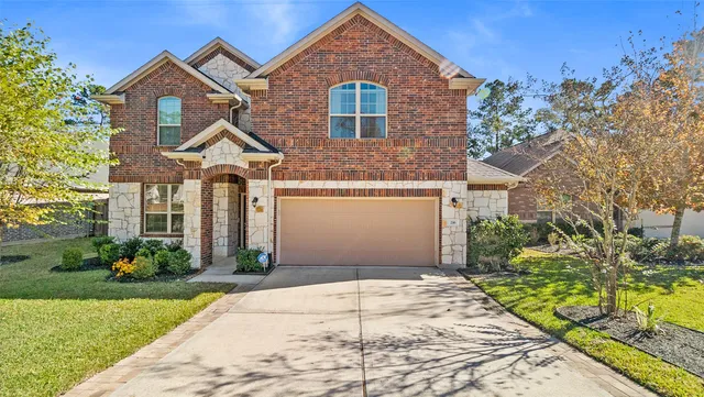 $479,000 | 216 Elianne Lace Court, Conroe, TX 77318