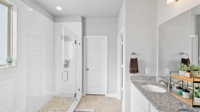 $479,000 | 216 Elianne Lace Court, Conroe, TX 77318