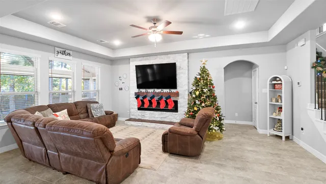 $479,000 | 216 Elianne Lace Court, Conroe, TX 77318