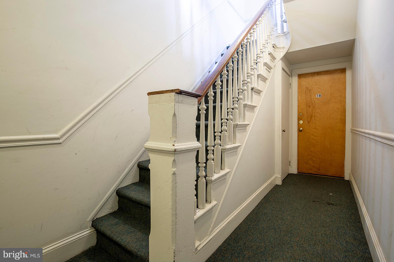 609 South 10th Street Philadelphia, PA 19147 - Photo 11 of 28 Hall