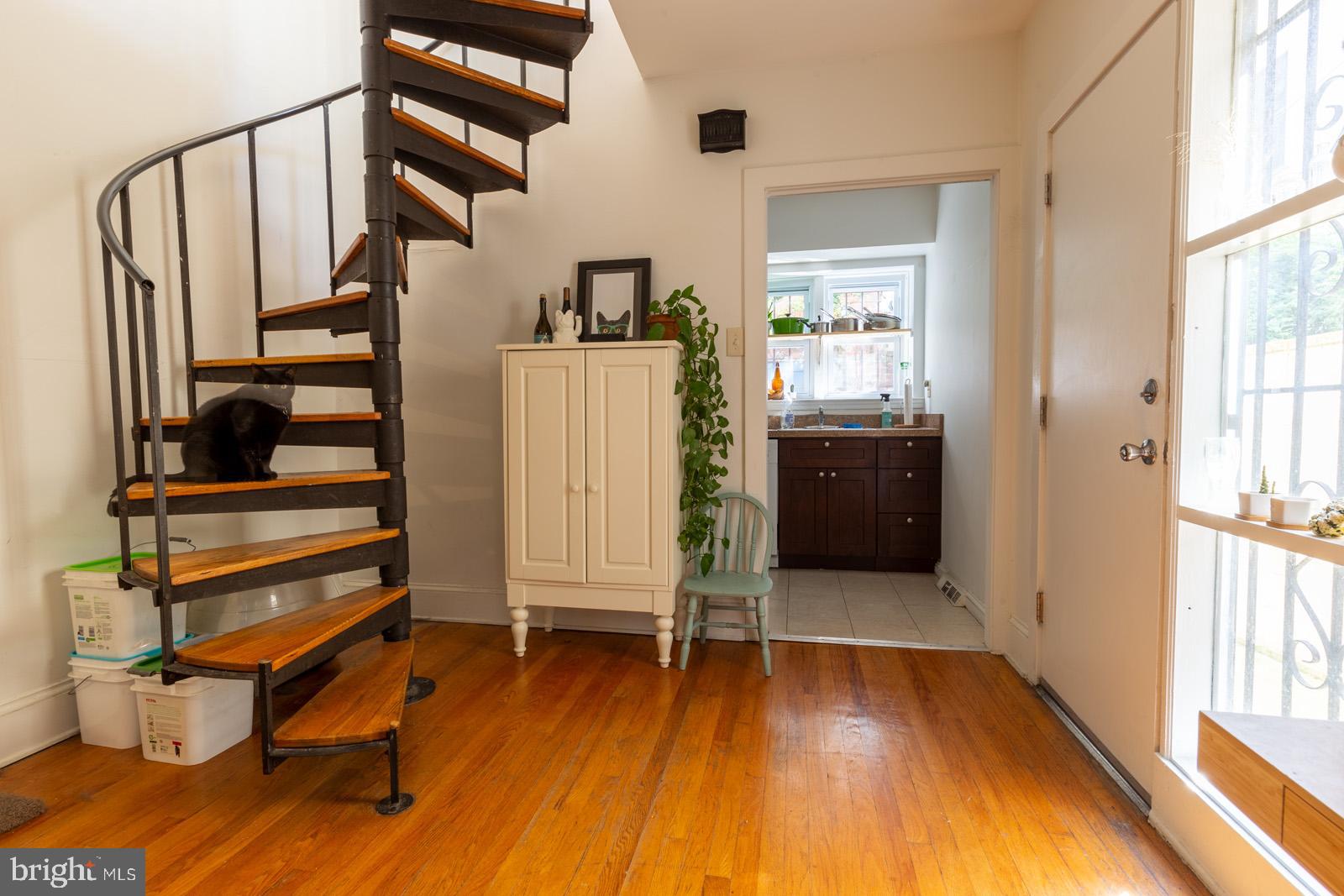 609 South 10th Street Philadelphia, PA 19147 - Photo 9 of 28 1R