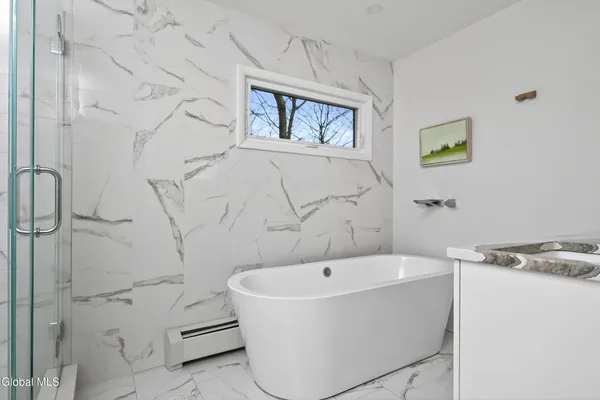 $649,900 | 31 Riding Club Road, Brunswick, NY 12180