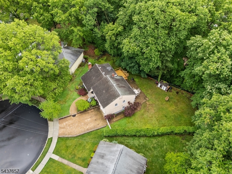 17 Ravine Court Clifton, NJ 07013 - Photo 42 of 46