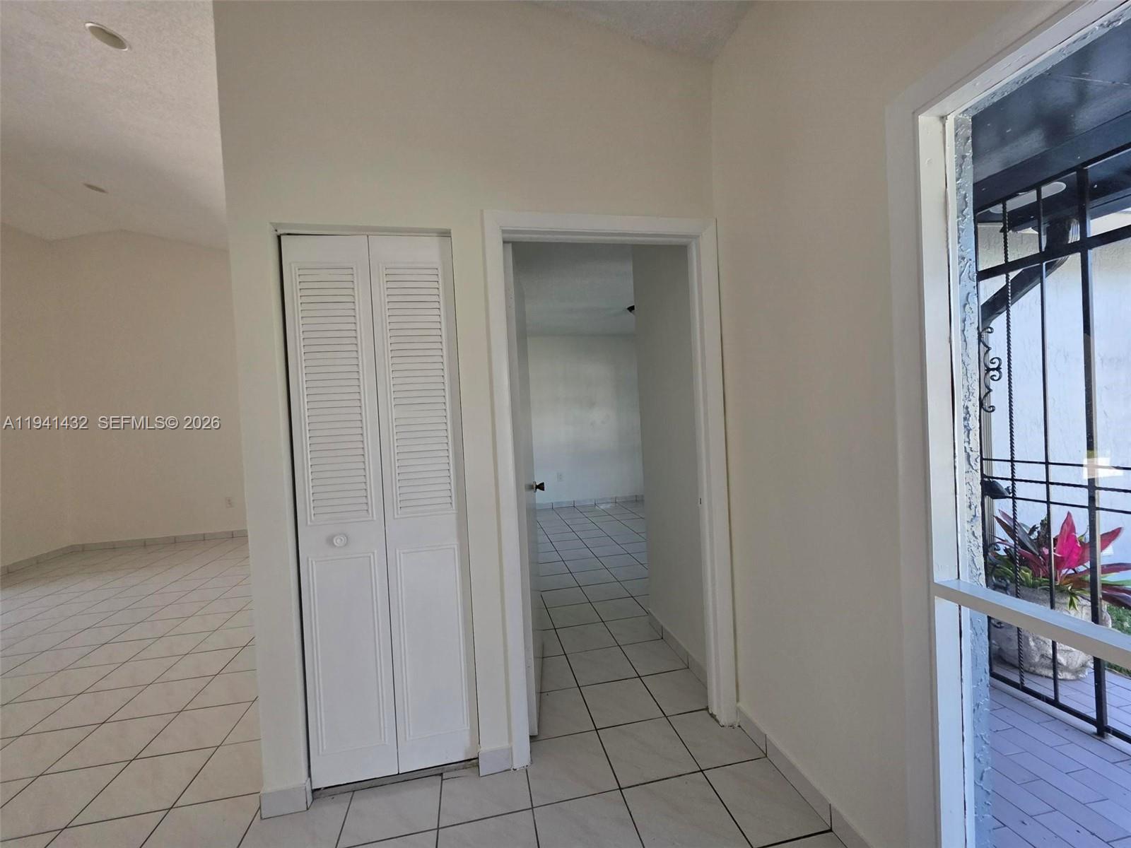 15238 Southwest 58th Terrace Miami, FL 33193 - Photo 20 of 38 Closet