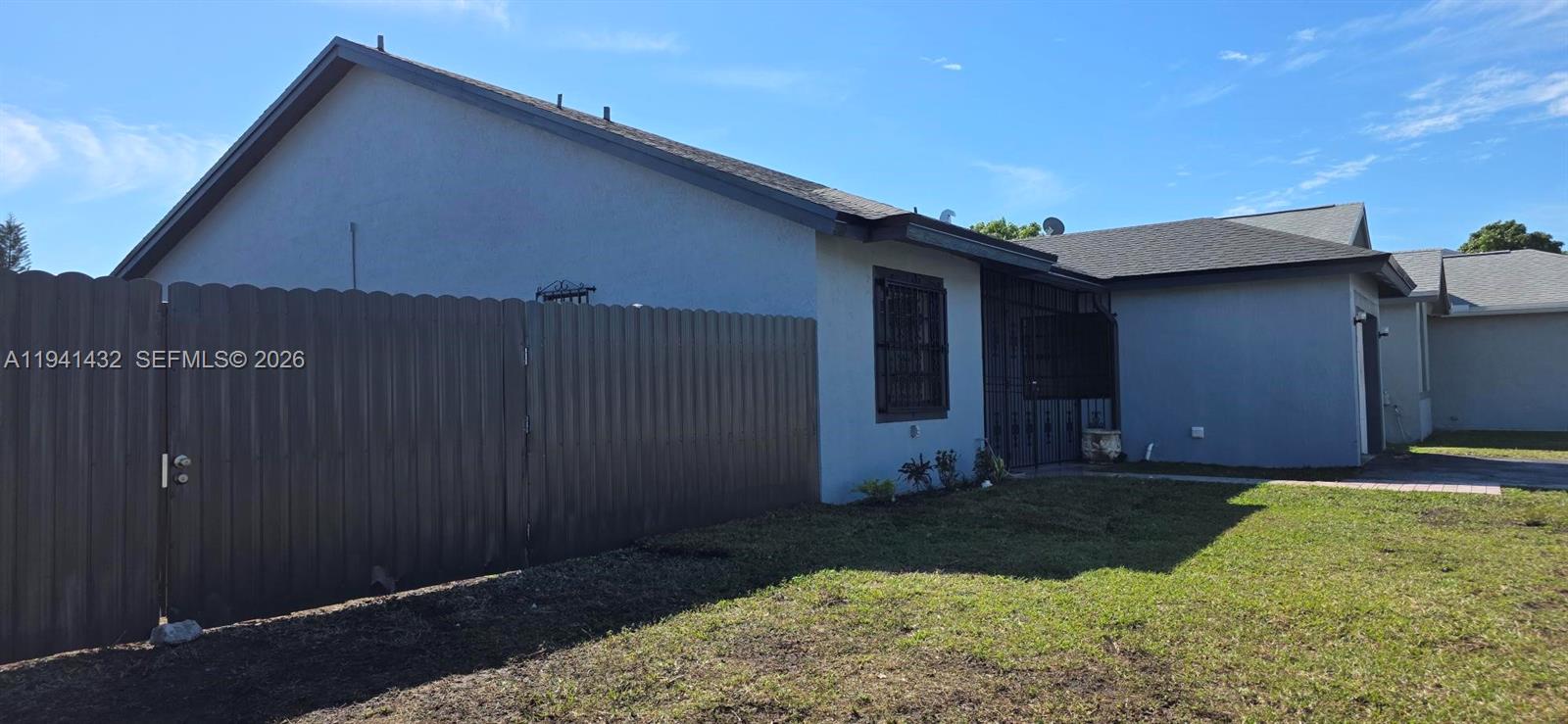 15238 Southwest 58th Terrace Miami, FL 33193 - Photo 3 of 46