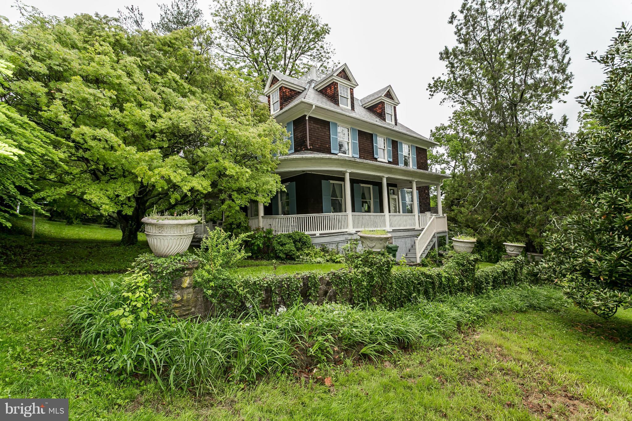 1710 South Road Baltimore, MD 21209 - Photo 2 of 30 Exterior (Front)