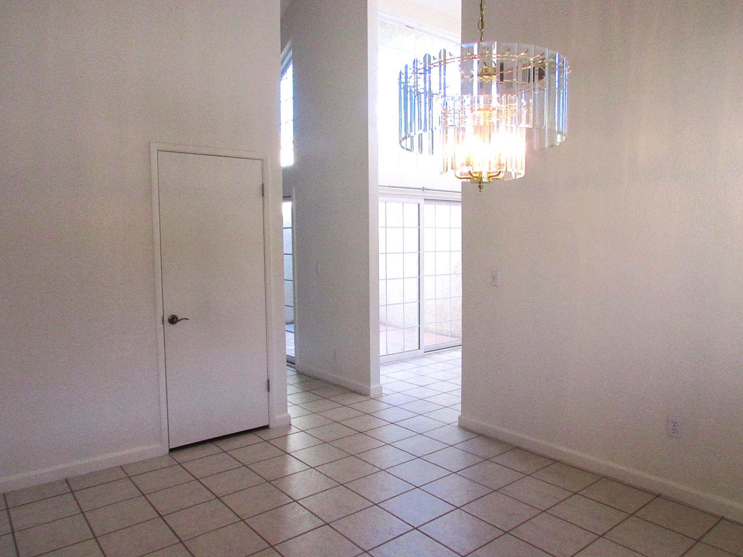 1855 Scenic Drive, Unit F Modesto, CA 95355 - Photo 25 of 52 a view of entryway