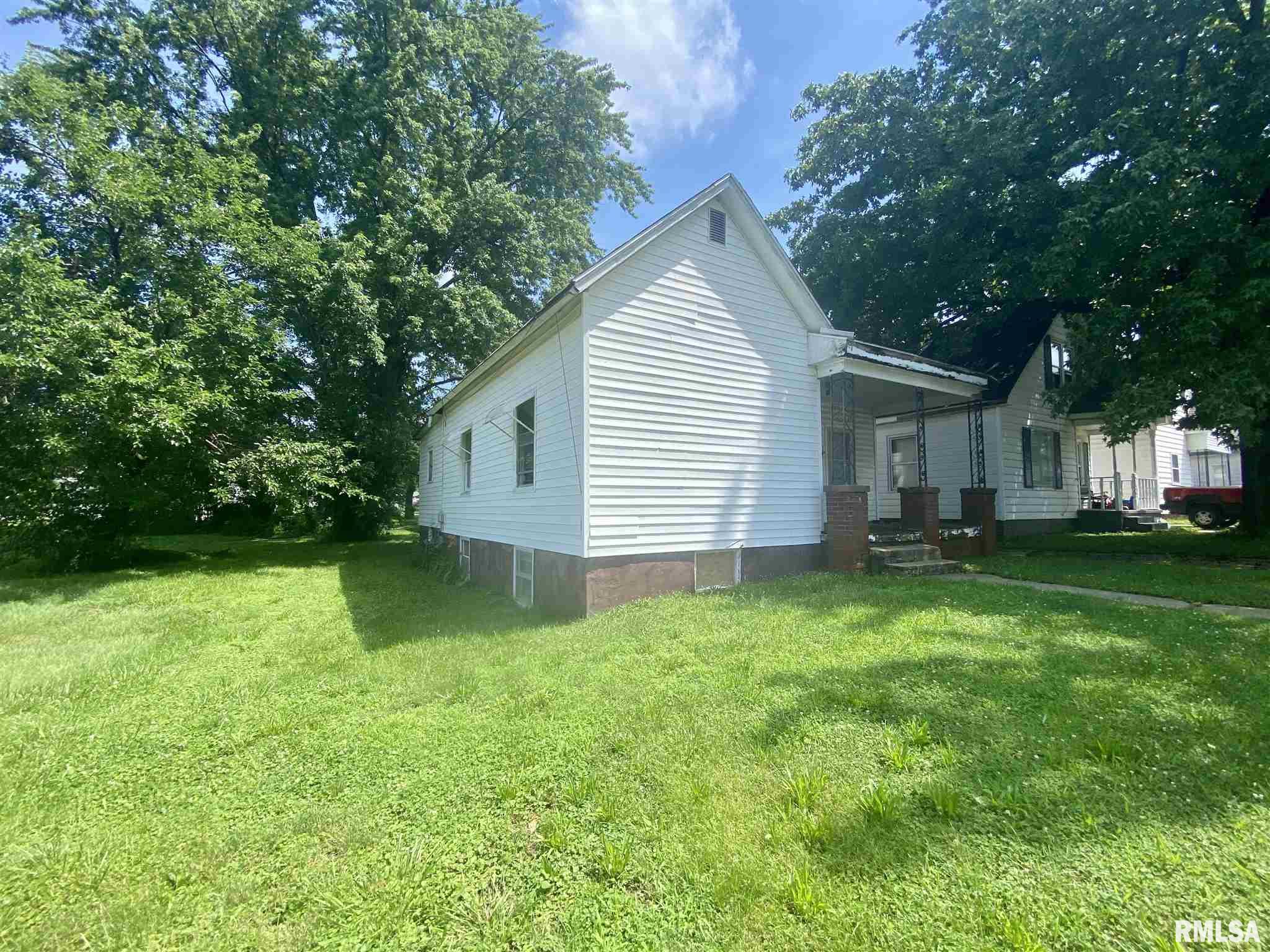 931 West Calhoun Avenue Springfield, IL 62702 - Photo 3 of 13