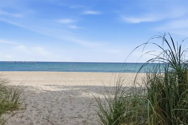 $1,995,000 | 19111 Collins Avenue, Unit 505, Sunny Isles Beach, FL 33160