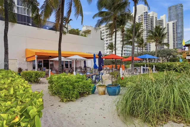 $1,995,000 | 19111 Collins Avenue, Unit 505, Sunny Isles Beach, FL 33160