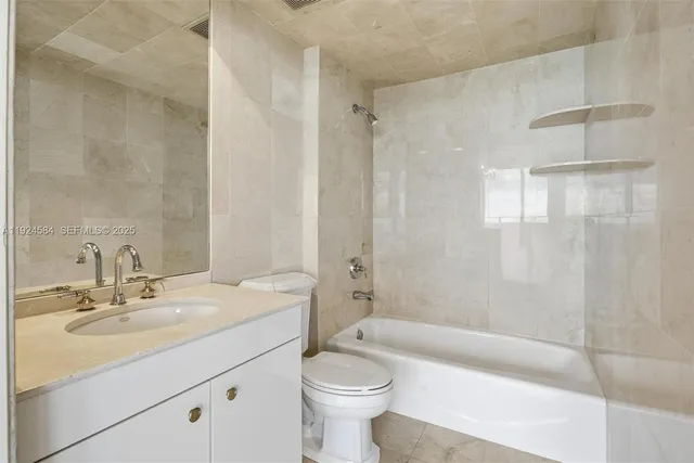 $1,995,000 | 19111 Collins Avenue, Unit 505, Sunny Isles Beach, FL 33160