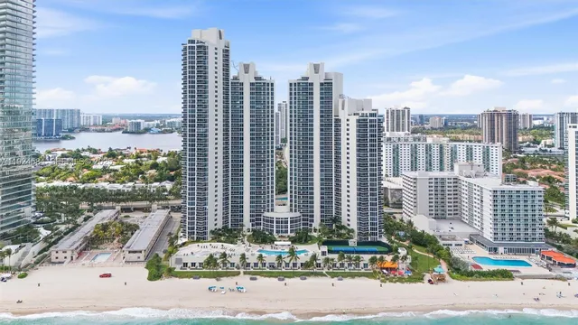$1,995,000 | 19111 Collins Avenue, Unit 505, Sunny Isles Beach, FL 33160