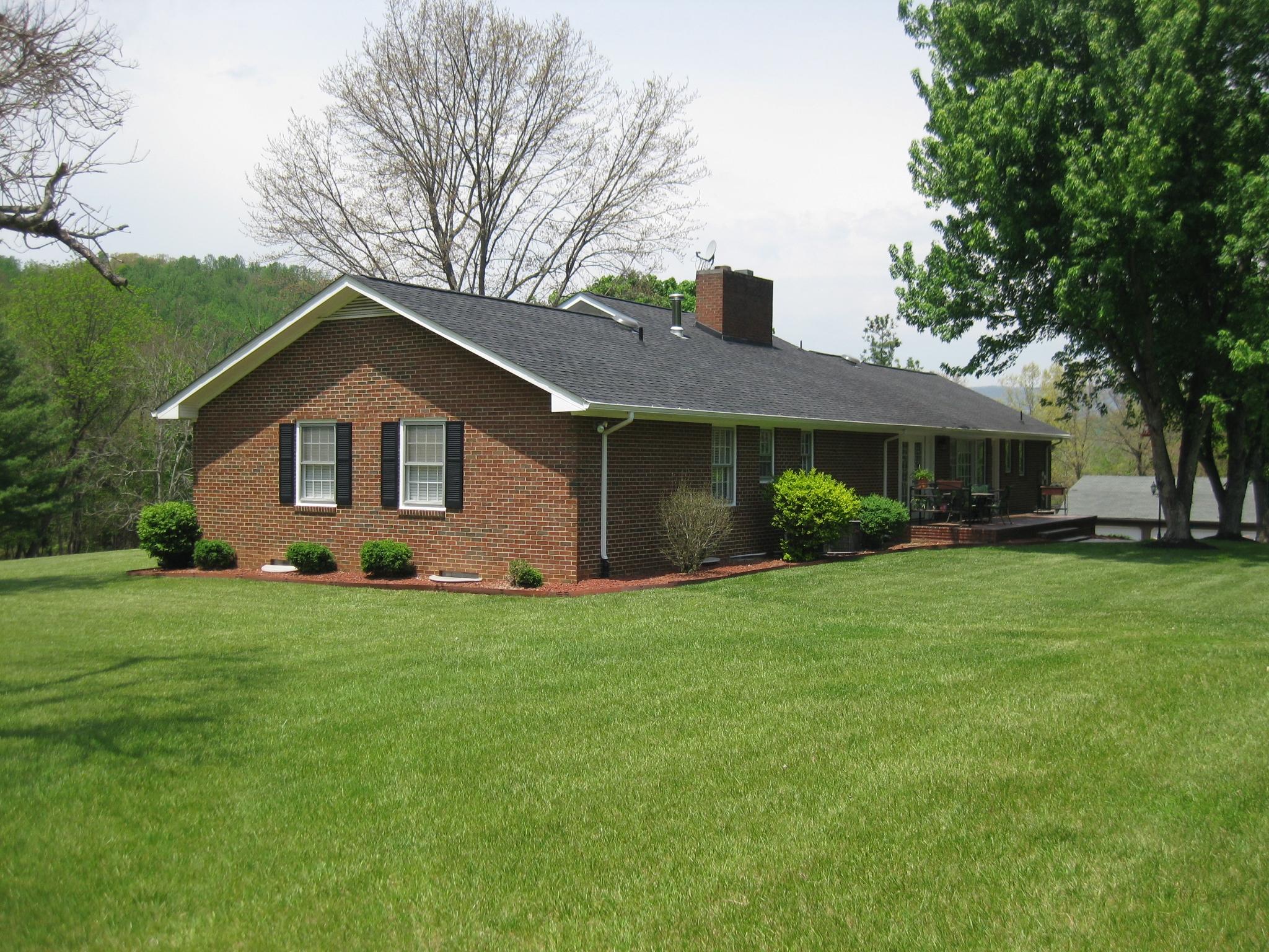 1132 Brake Road Elliston, VA 24087 - Photo 2 of 63 IMG_0613