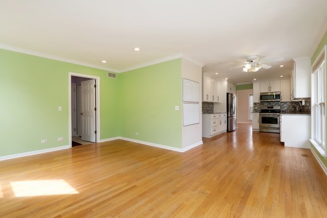1175 Spring Creek Road Elgin, IL 60120 - Photo 4 of 25 Gallery Image 4