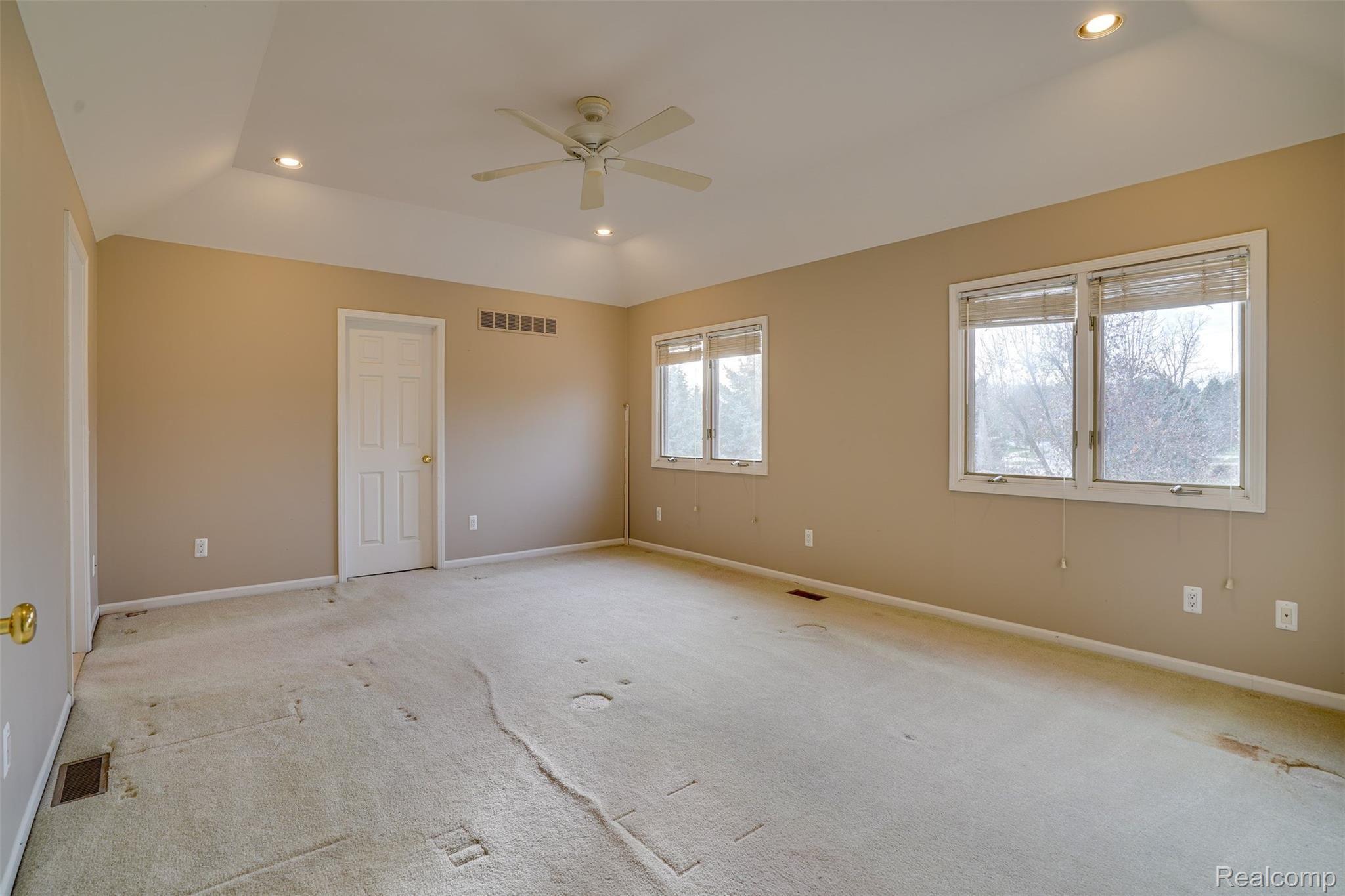 58041 Pheasant Ridge Washington, MI 48094 - Photo 16 of 62 DSC03573HDR.jpg