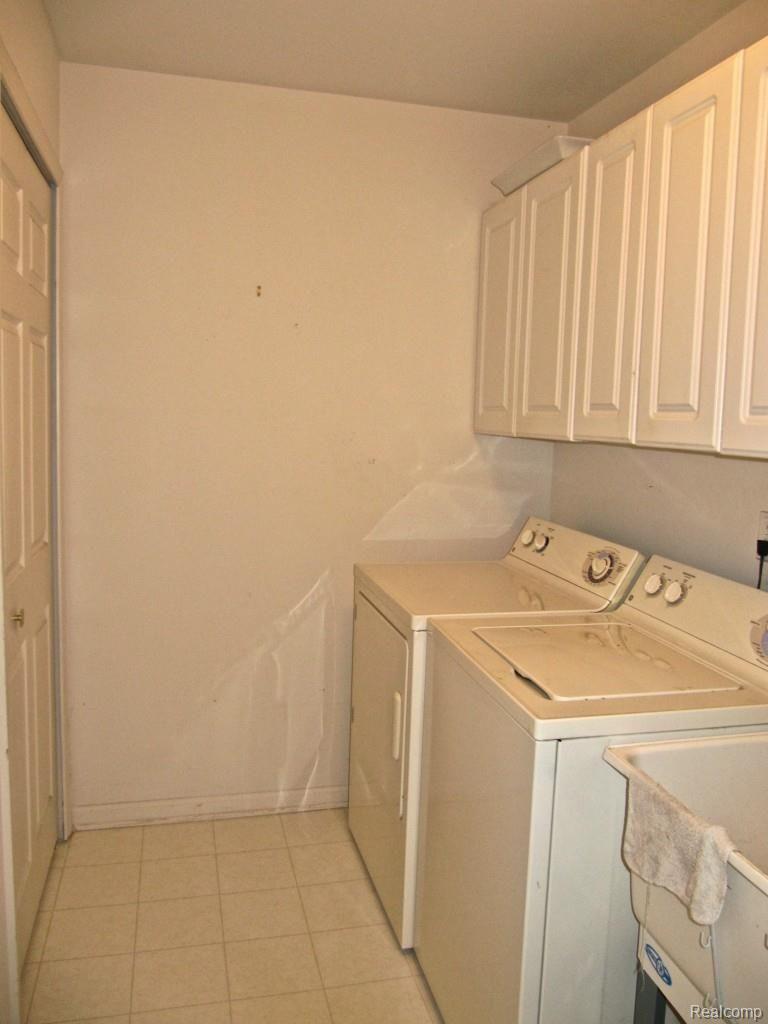 1871 Flagstone Circle, Unit 144 Rochester, MI 48307 - Photo 23 of 30 IMG_6283.jpg