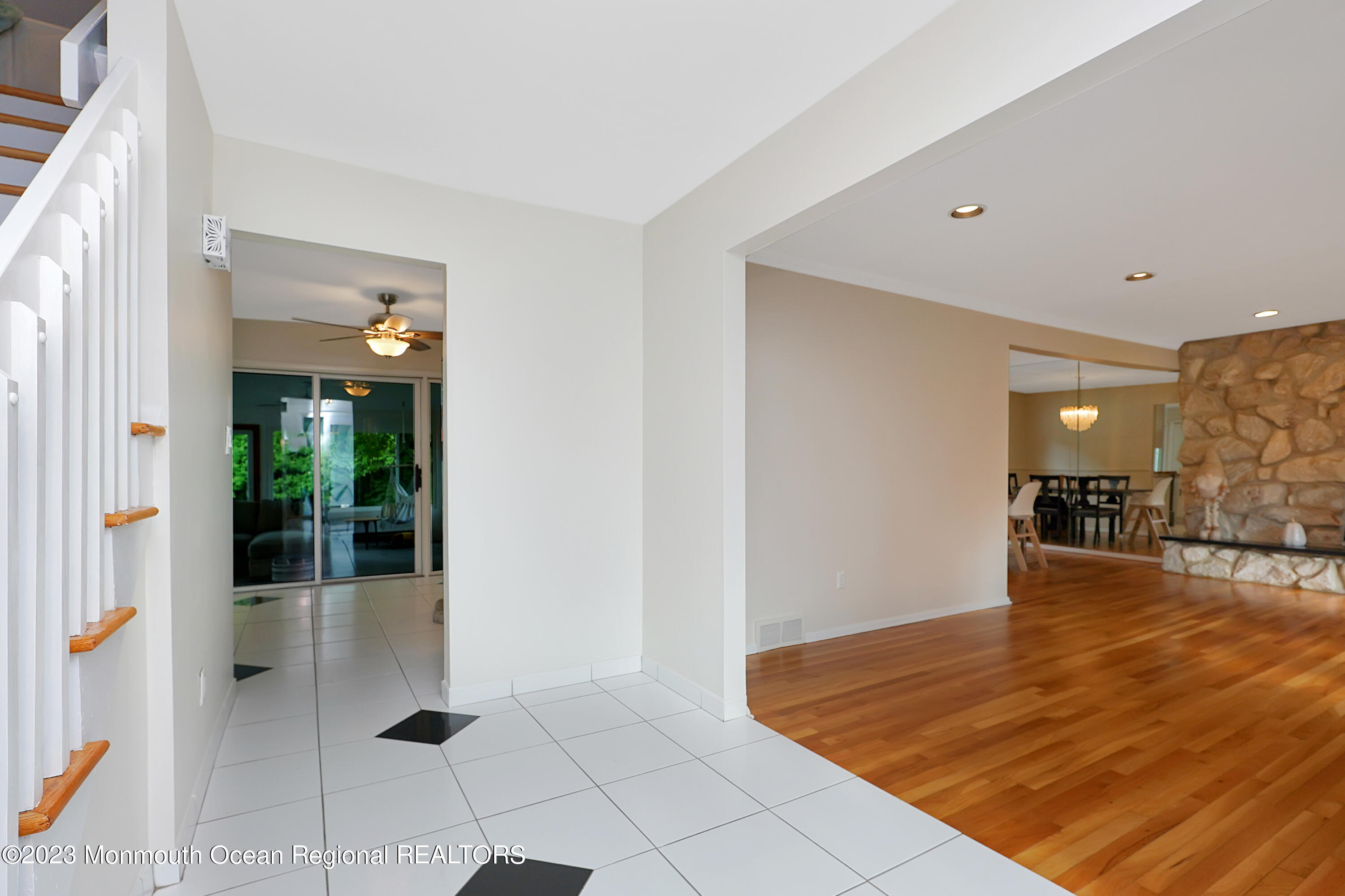 37 Prince William Road Morganville, NJ 07751 - Photo 3 of 35